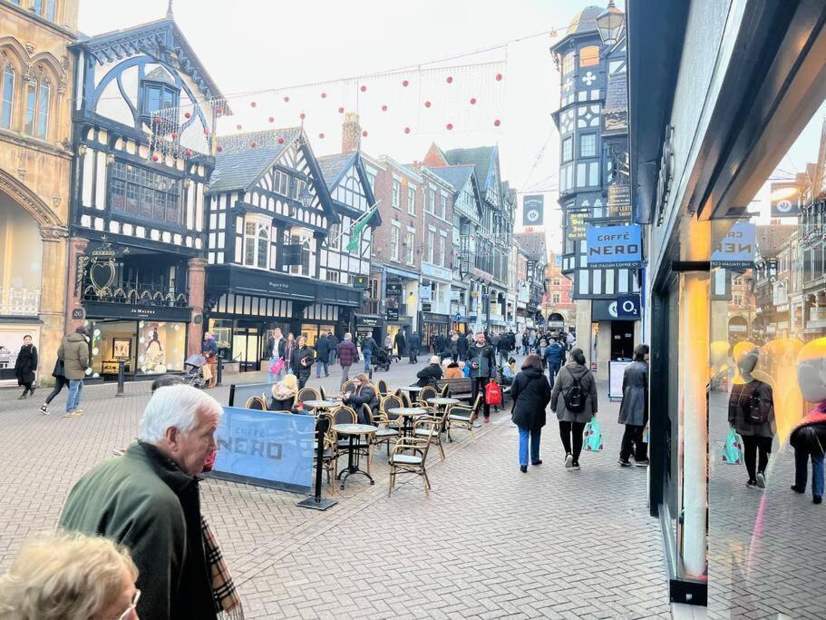 Cathedral On The Rows - City Centre Chester Exteriér fotografie